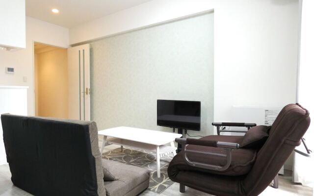 Alpha Square Minami 6 Jo 312