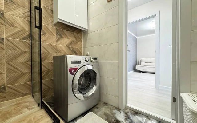 Апартаменты на проспекте Универсиады 16