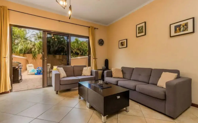 Gold Coast - 2br3ba Gated Community w Pools Gym