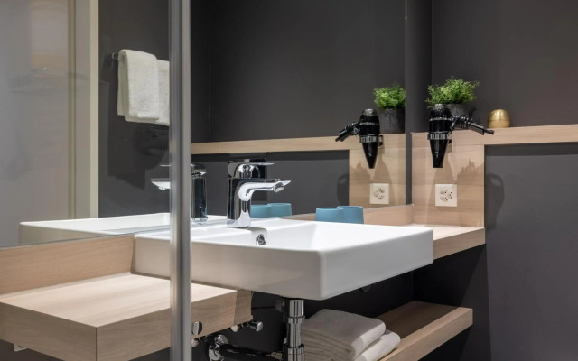 Radisson Hotel & Suites Zurich