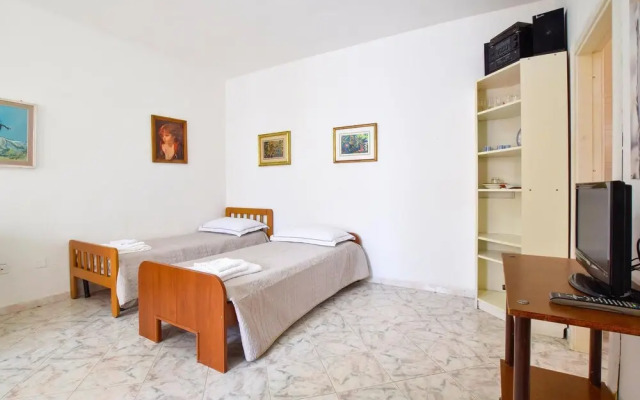 Beautiful Home in Carovigno With 7 Bedrooms and Wifi