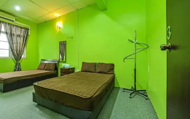 Au Homestay by Oyo Rooms