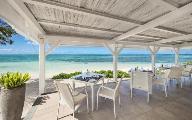 Astroea Beach Hotel