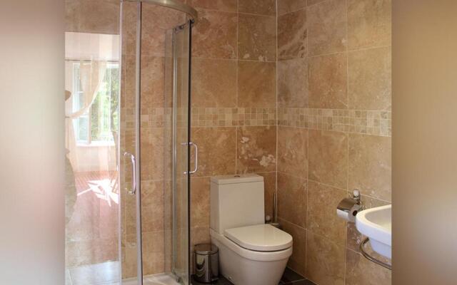 Val Rive - Sisley Apartment