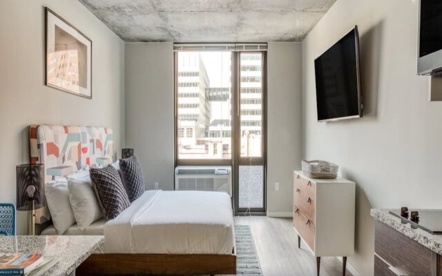 Mint House Minneapolis - Downtown West