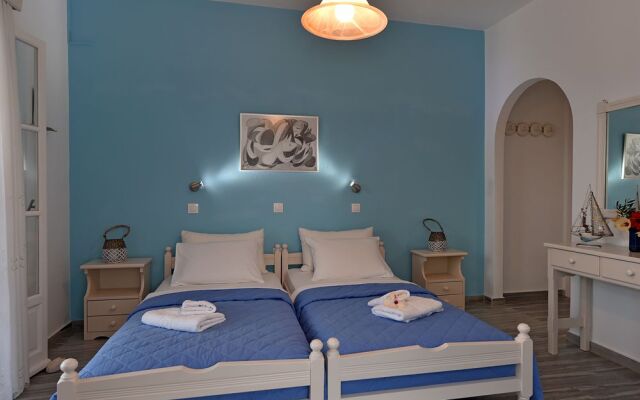 Tarsa Studios & Apartments