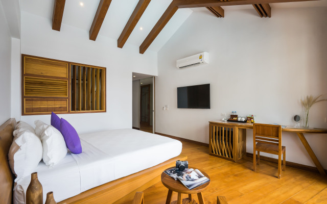 White Sand Samui Resort