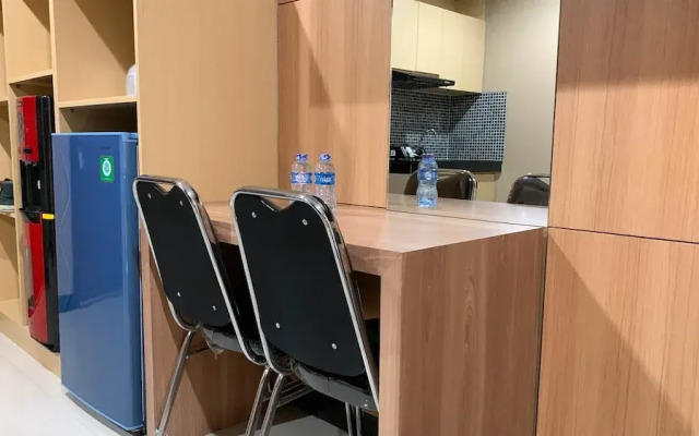 Nice And Comfort 1Br At Sky Terrace Apartment