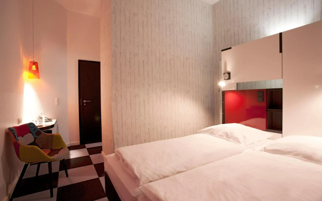 La Meridiana Bleisure Hotel