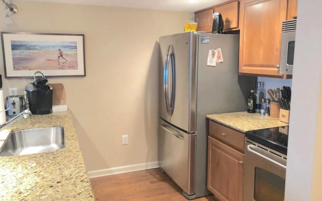 Collins Avenue 100 #309