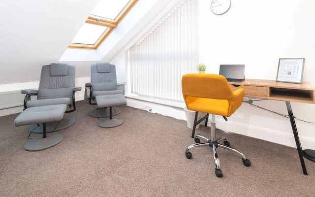 30 Monthly Discount St Mary s Apartment