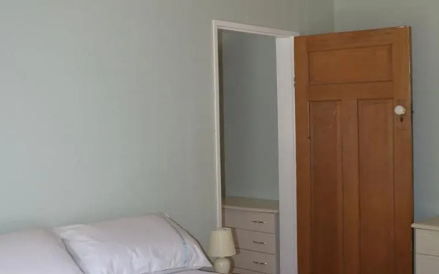 Birdsnest Holiday Home