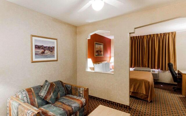 Comfort Inn & Suites Surprise Near Sun City West