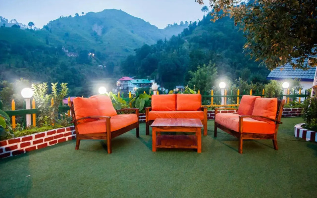 Evaan Resorts Oakwood Hamlet Shoghi