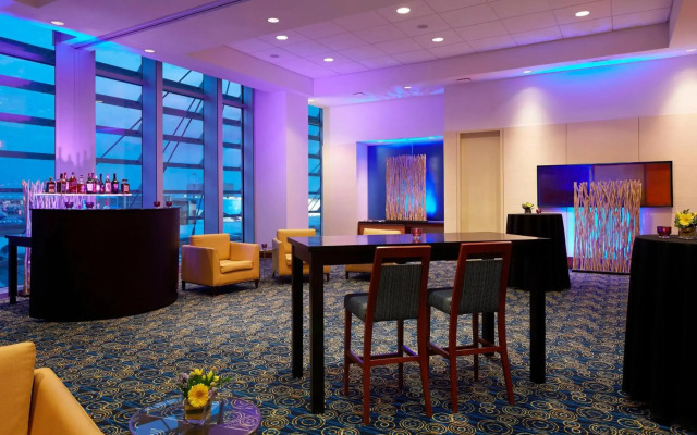 Montreal Airport Marriott In-Terminal Hotel