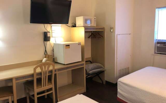 Sleep Inn & Suites Pigeon Forge - Downtown