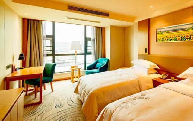 Century Chanson Hotel