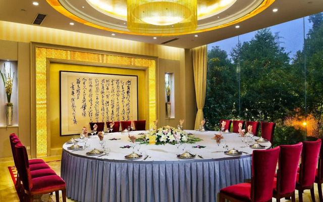 Jinling Riverside Hotel Nanjing
