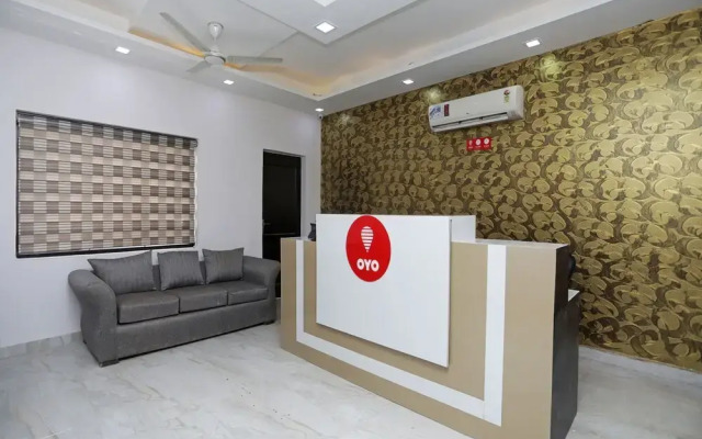 Hotel Diplomat Regency by OYO Rooms