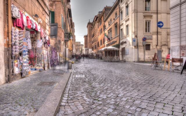 Few Steps from St. Peter