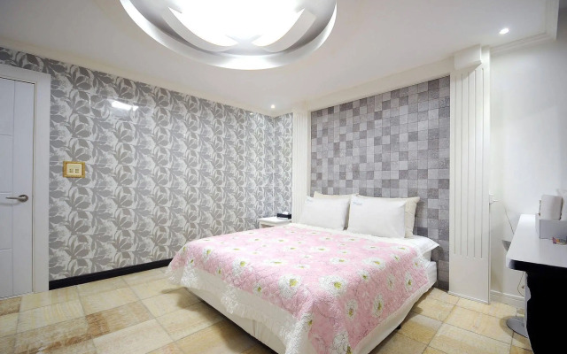 Healing Hotel