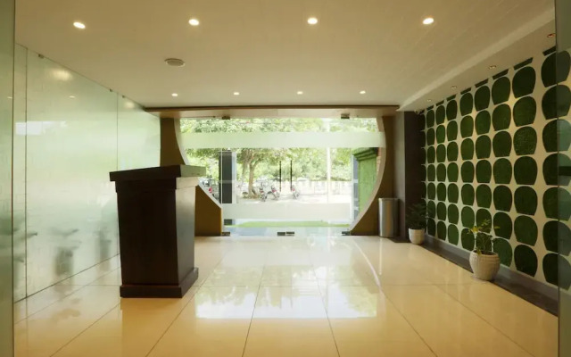 Hotel Sakura by Maps, GURGAON