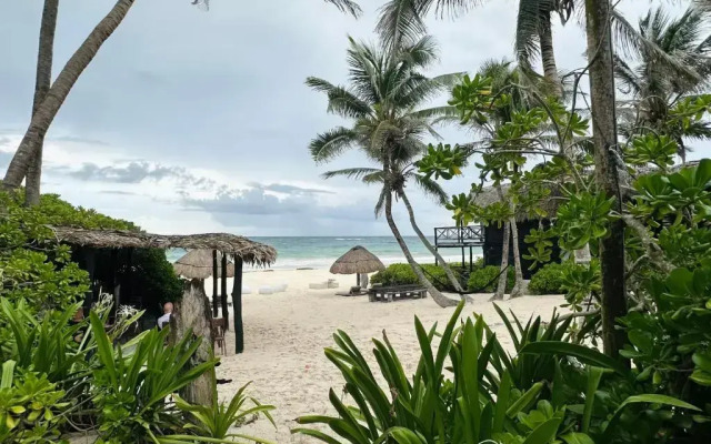 Kanan Tulum Hotel & Spa Adults Only Playground