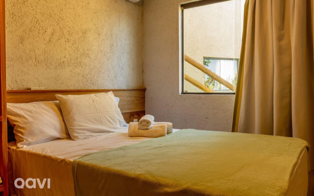 Casa com Piscina Privativa Lambari 06 by Qavi