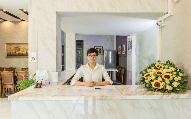 Manmo Ha Noi Business Hotel