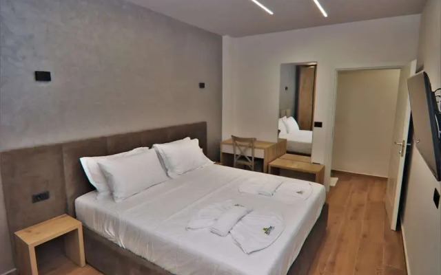 Relax Inn Hotel Durres