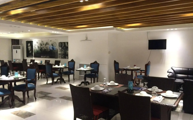 Icon Hotel Timog
