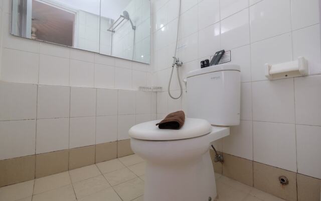 Comfort And Warm 2Br At Bassura City Apartment