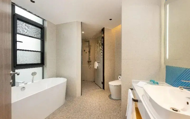 Holiday Inn Express Shangrao Railway Station