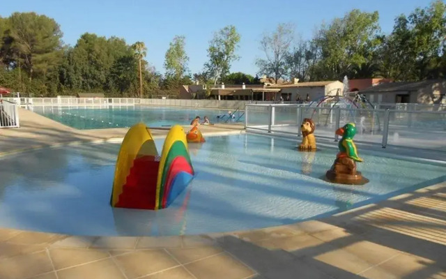 Studio Six-Fours-les-Plages, 1 pièce, 4 personnes - FR-1-316-43