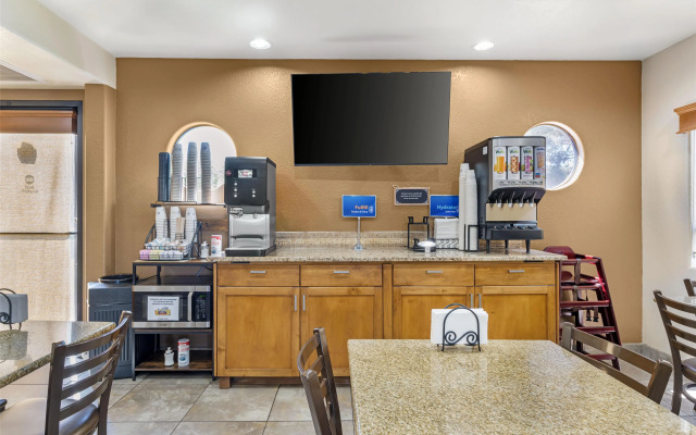 Best Western Cottonwood Inn