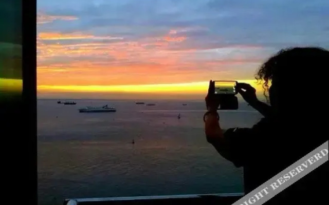 Qingdao BlueStone Seaview Hostel