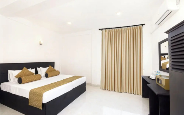 Palazzo Beach Hikkaduwa