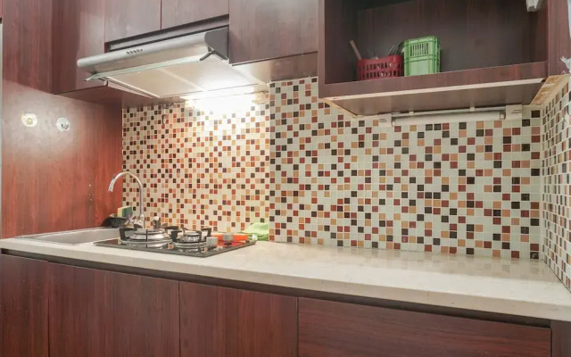 Cozy Studio Apartment At Woodland Park Residence