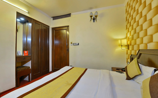 OYO 8412 Hotel Maharani Prime