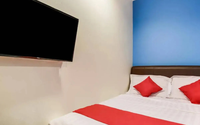 OYO 90282 Hotel Taj Seksyen 7