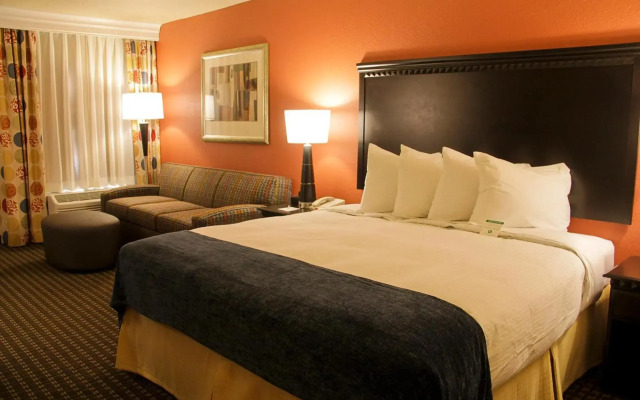 Decatur Conference Center & Hotel