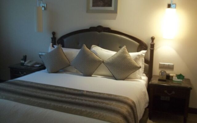 Golden Touch Executive Hotel