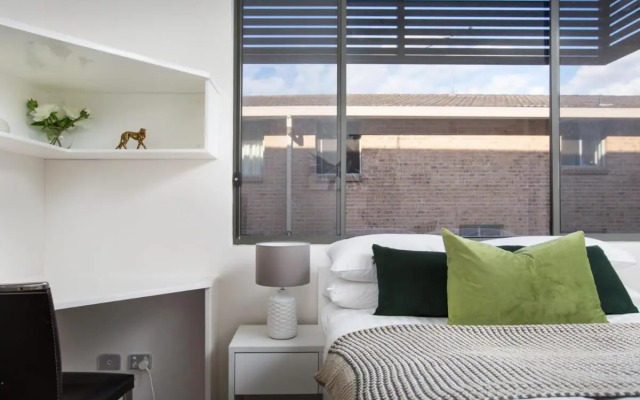 Cosy and Bright Studio Next to Westmead Hospital
