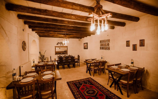 Ortahisar Cave Hotel