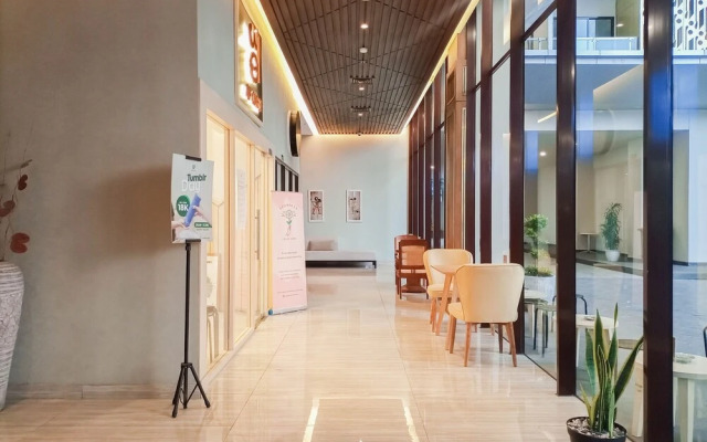 Fancy And Nice 1Br At Patraland Amarta Apartment