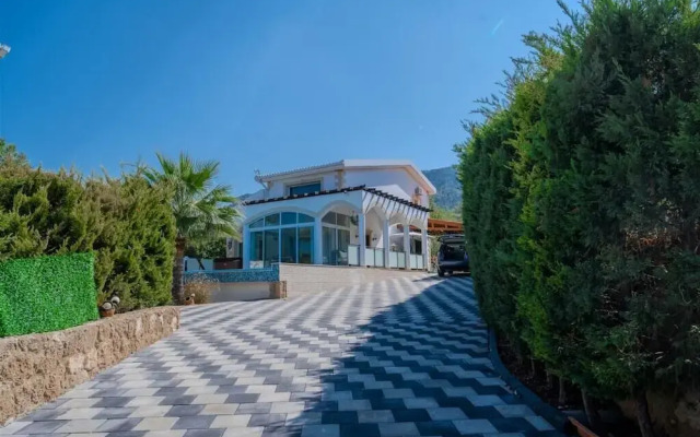 Beautiful 3 Bed Villa in Esentepe