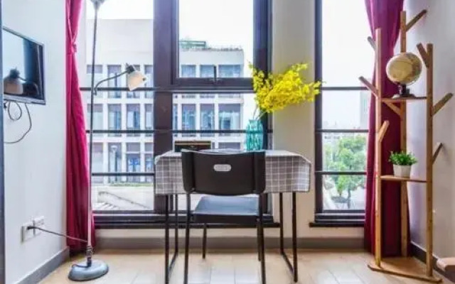 Designed LOFT Apts. for 4-person/traveller/Student
