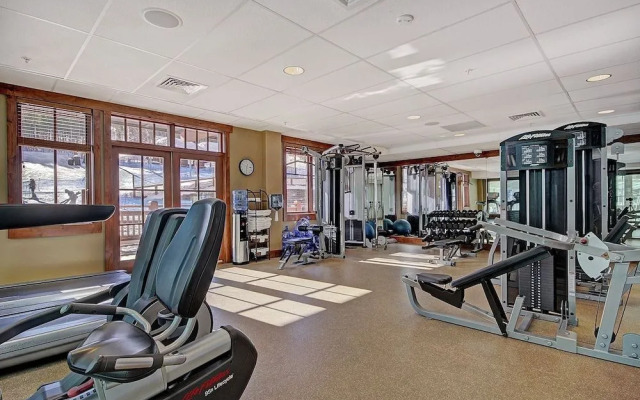 One Ski Hill Place S8309