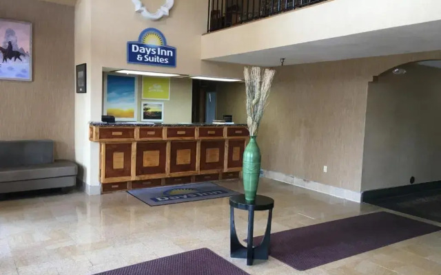 Days Inn & Suites Red Rock-Gallup