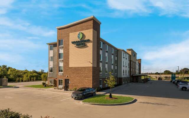 Woodspring Suites Milwaukee - Menomonee Falls